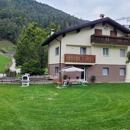 Apartamento Casa Vescovi Tiarno di Sopra Exterior foto